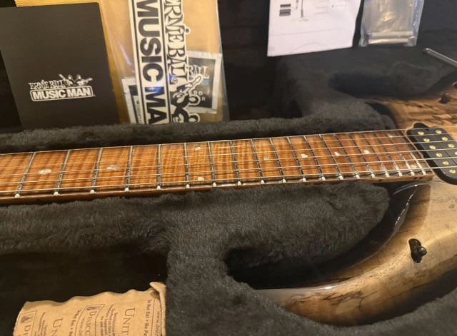 Ernie Ball Music Man Majesty BFR Spice Melange 71/125 2023