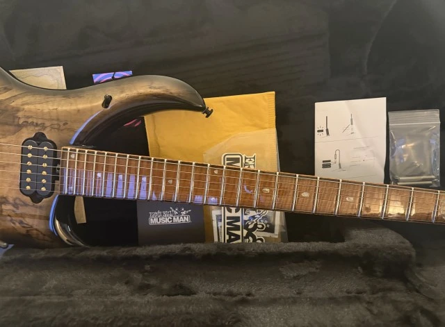 Ernie Ball Music Man Majesty BFR Spice Melange 71/125 2023