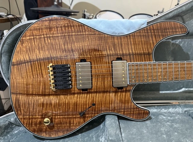 Mayones Regius Koa 6 Thomann custom order VIP photo shoot