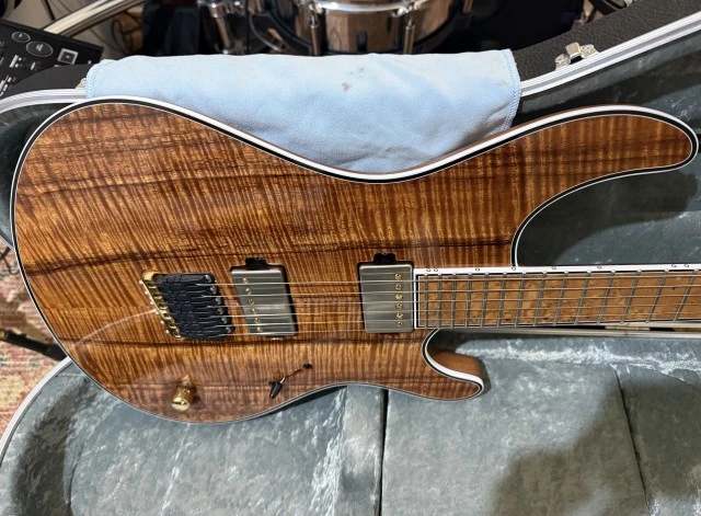 Mayones Regius Koa 6 Thomann custom order VIP photo shoot