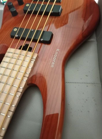 Knooren Custom 5