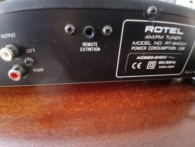 Rotel AM/FM Stereo Tuner RT 940AX
