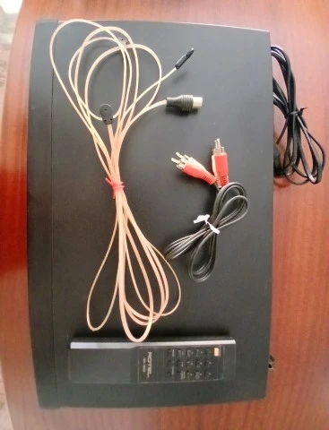 Rotel AM/FM Stereo Tuner RT 940AX