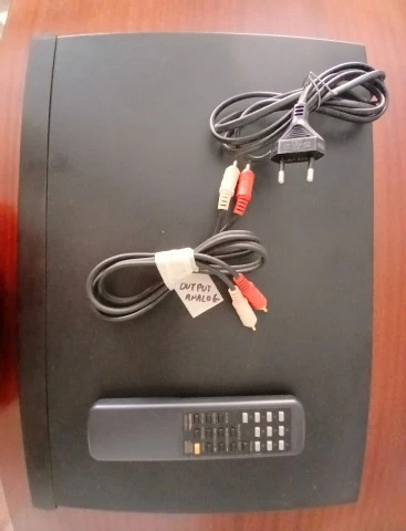 Rotel Compact Disk Player RCD-975