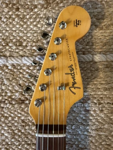 Fender American Vintage II '61 Stratocaster 2025 Fiesta Red