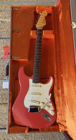 Fender American Vintage II '61 Stratocaster 2025 Fiesta Red
