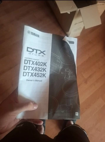 Yamaha DTX402K