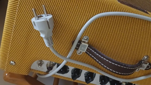Fender Blues Junior Lacquered Tweed