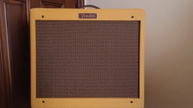 Fender Blues Junior Lacquered Tweed