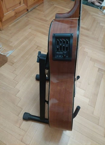 Aria AK-30CE
