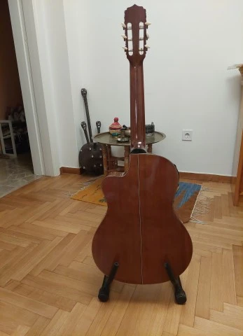 Aria AK-30CE