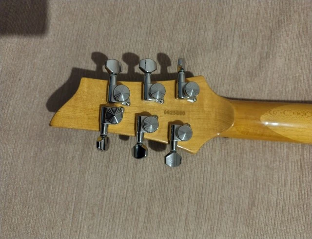 Schecter Omen Extreme