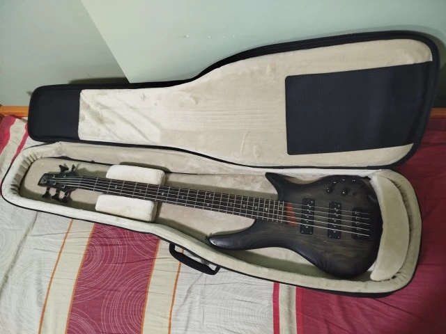 5 String Bass Guitar - Ibanez SR605