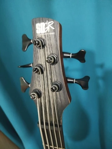 5 String Bass Guitar - Ibanez SR605