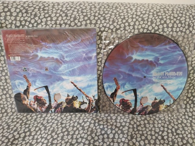 Iron Maiden – The Wicker Man Limited Ed. Picture Disc Single 2000
