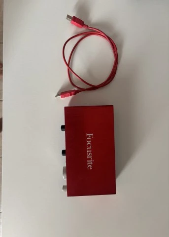 Focusrite Scarlett 2i2 2nd Gen