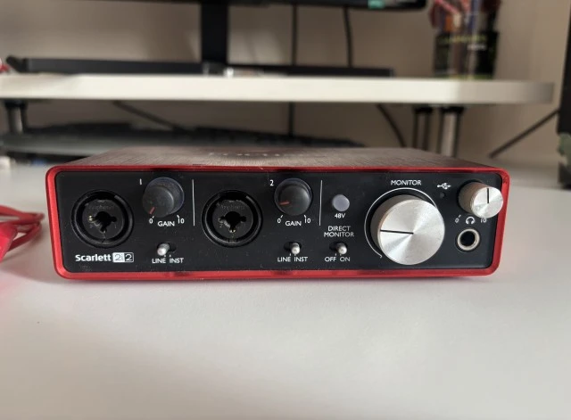 Focusrite Scarlett 2i2 2nd Gen