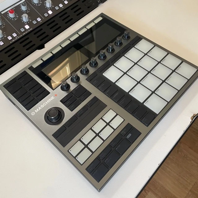 Native Instruments Maschine+