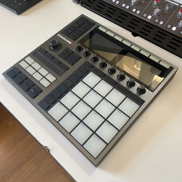 Native Instruments Maschine+
