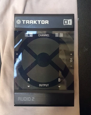 Native Instruments Traktor Audio 2