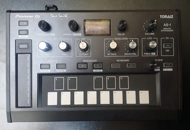 Pioneer DJ TORAIZ AS-1