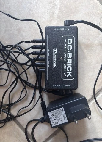 Dunlop DC-BRICK