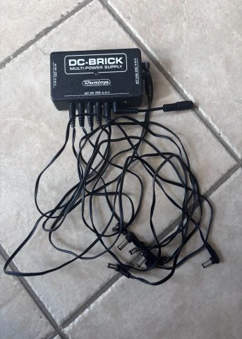Dunlop DC-BRICK