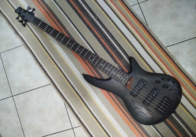 Ηλ. Μπασο 5 χορδων - Ibanez SR605E