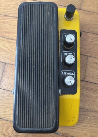 Colorsound Supra wah-fuzz-swell
