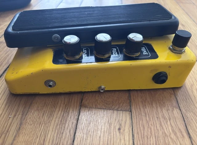 Colorsound Supra wah-fuzz-swell