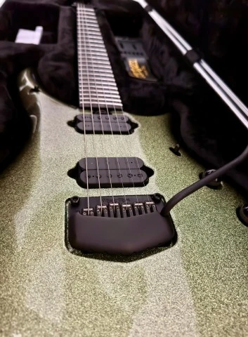 Ernie Ball Music Man Majesty Petrucci Gremlin Sparkle