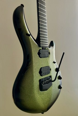 Ernie Ball Music Man Majesty Petrucci Gremlin Sparkle