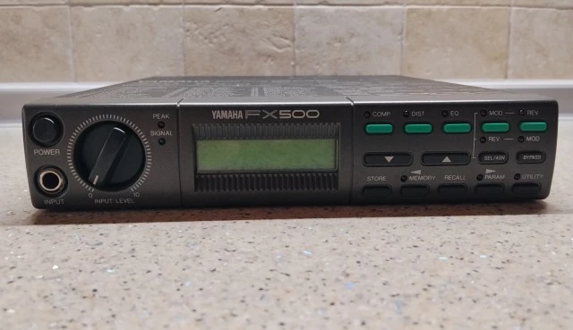 Yamaha Fx500