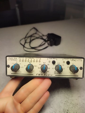 FMR Audio Really Nice Compressor RNC 1773