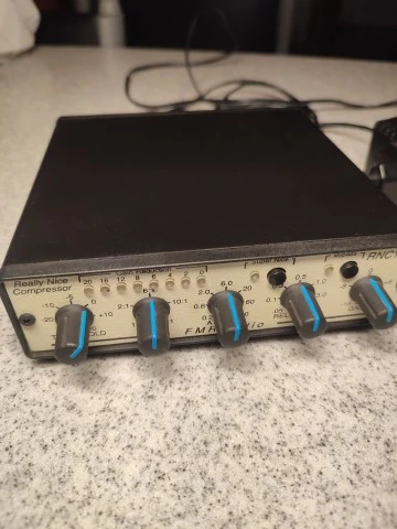 FMR Audio Really Nice Compressor RNC 1773