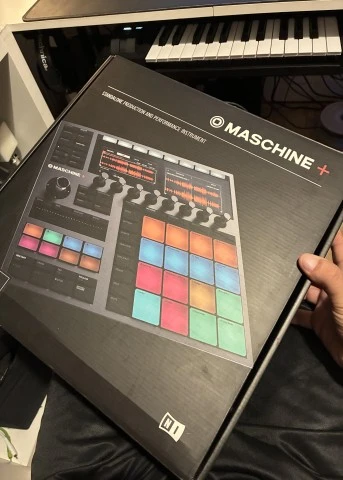 Native Instruments Maschine+ (Plus)