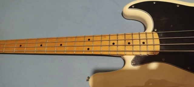 Fender Jazz Bass