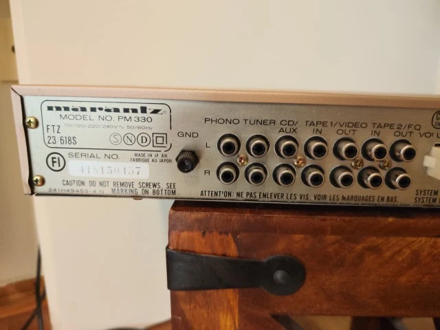 Marantz PM330 και ST430