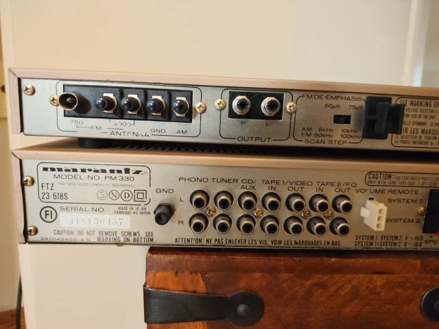 Marantz PM330 και ST430