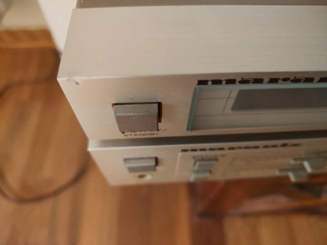 Marantz PM330 και ST430