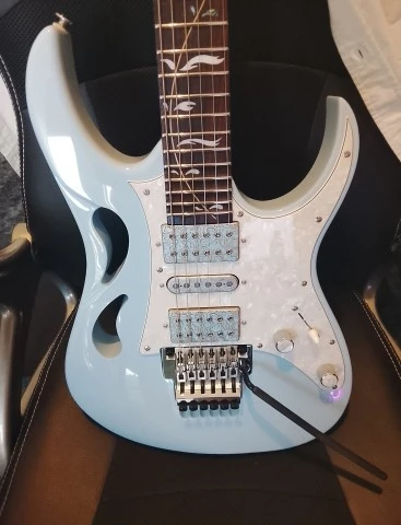 Ibanez JEM/PIA (Steve Vai Signature)