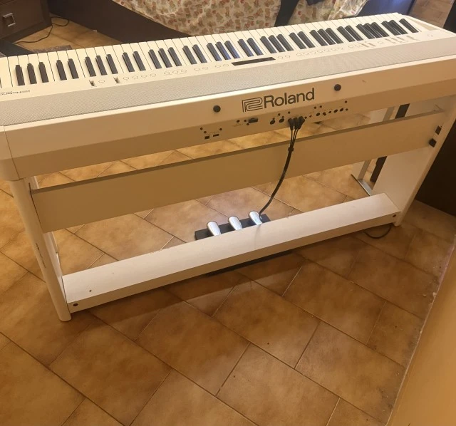 Roland FP-90