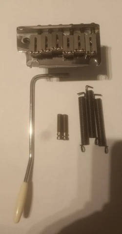 Fender American Series 2-Point Tremolo