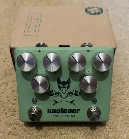Kasleder Toxic Twins
