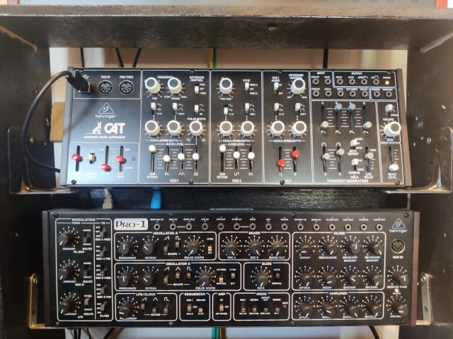 Behringer Pro-1 + CAT combo