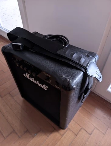 Marshall B25 Set (with jack cable, headphones etc)