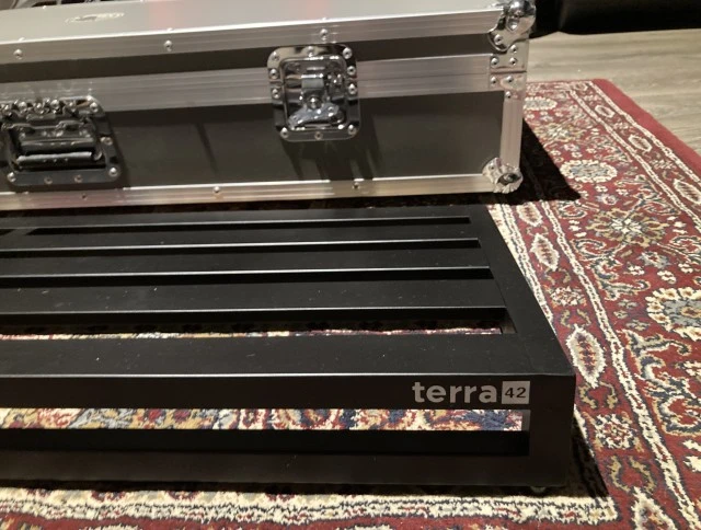 Pedaltrain Terra 42 with Wheeled Tour Case