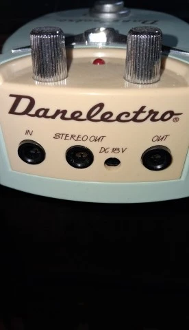 Danelectro Cool Cat Chorus