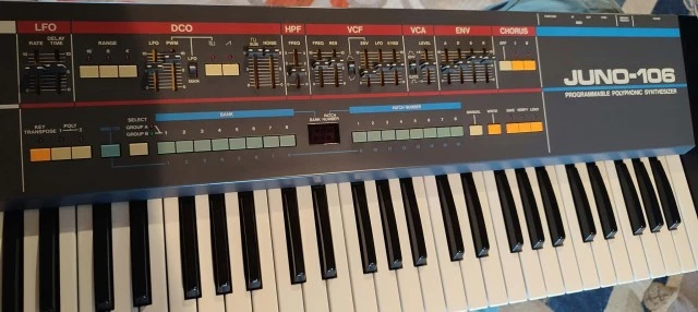 Roland Juno-106