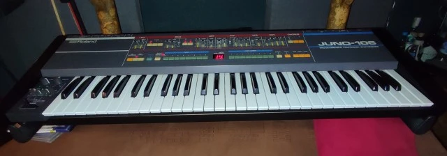 Roland Juno-106